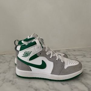 Toddler Jordan 1 Mid SE